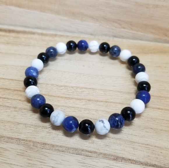 Black Onyx, Howlite & Sodalite Stretch Bra… - Picture 6 of 9